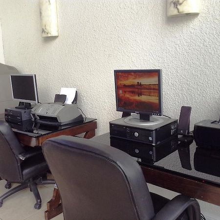 Ramada By Wyndham Oceanside Otel Dış mekan fotoğraf