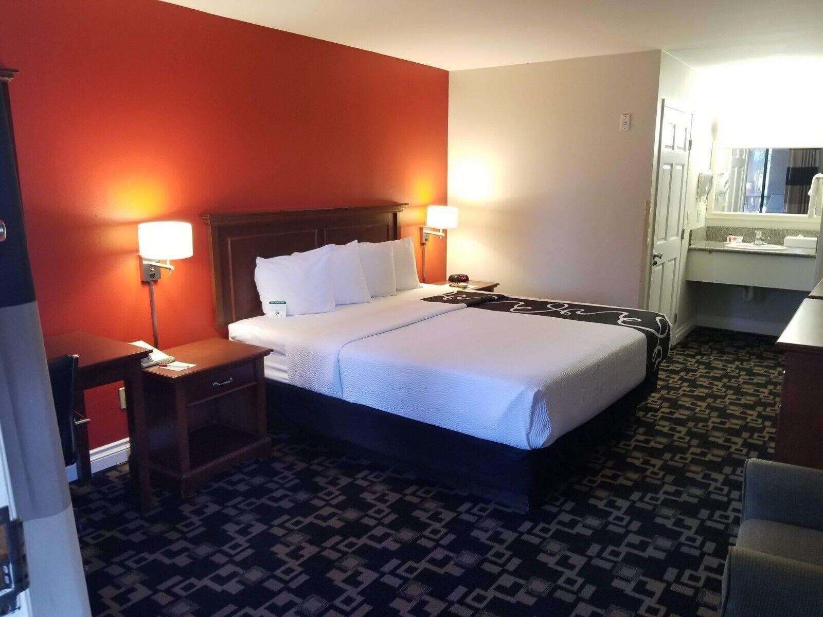 Ramada By Wyndham Oceanside Otel Dış mekan fotoğraf