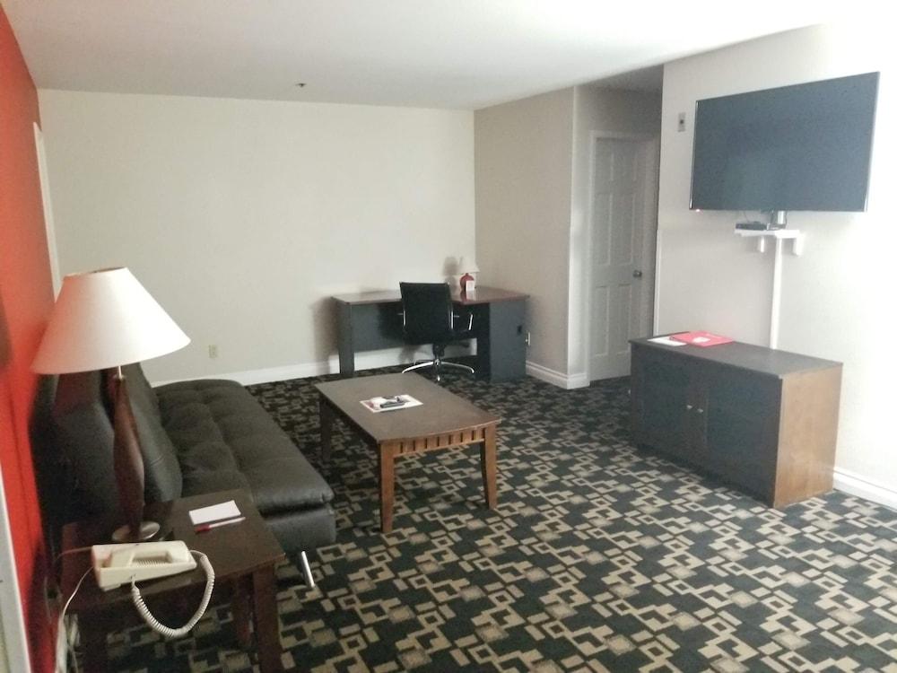Ramada By Wyndham Oceanside Otel Dış mekan fotoğraf