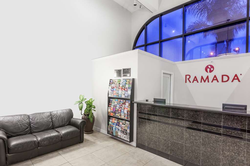 Ramada By Wyndham Oceanside Otel İç mekan fotoğraf