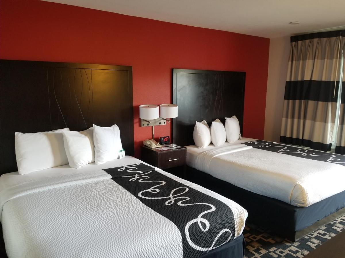 Ramada By Wyndham Oceanside Otel Dış mekan fotoğraf