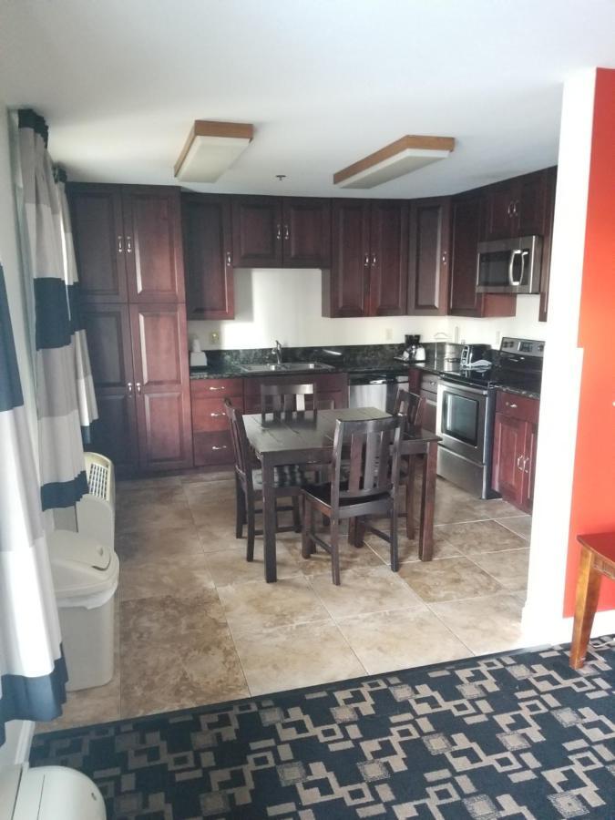 Ramada By Wyndham Oceanside Otel Dış mekan fotoğraf